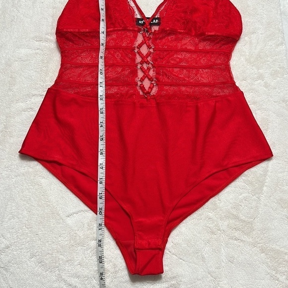 Red Rehab Lab Lace Bodysuit size L - Picture 11 of 11